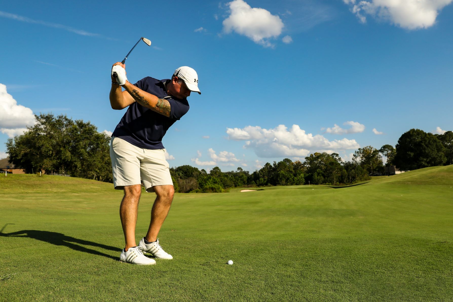 Golf Lessons: Private vs Group Training - Which Is Right For You?