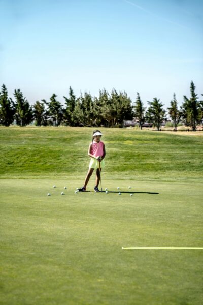 Junior Golfers Learn in Putting Lessons